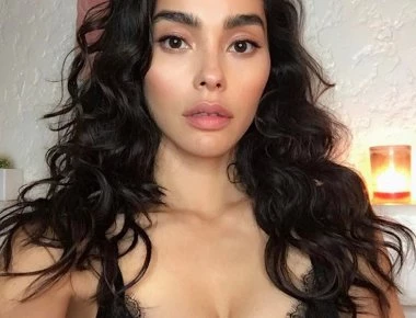 Adrianne Ho: Ένα κορίτσι που... δεν ντρέπεται να φωτογραφηθεί γυμνό (φωτό)